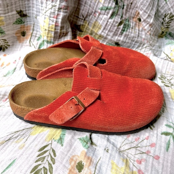 Birkenstock Boston Pink Red Corduroy Clogs Women’s Size EU 39 is US 8/8.5 - Picture 3 of 9